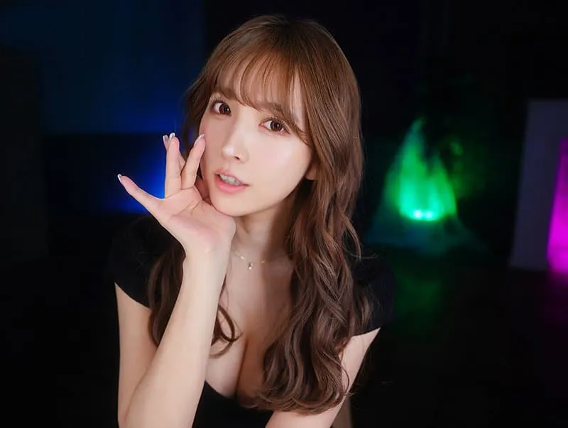 Yua mikami và những chuyện nóng bỏng gạ nắc nhẹ nhàng