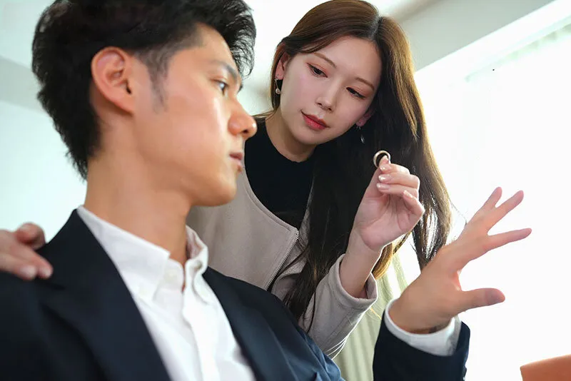 Người vợ đi đi chơi, anh xã ở nhà bị nhỏ em cô vợ gạ nện không trượt phát nào